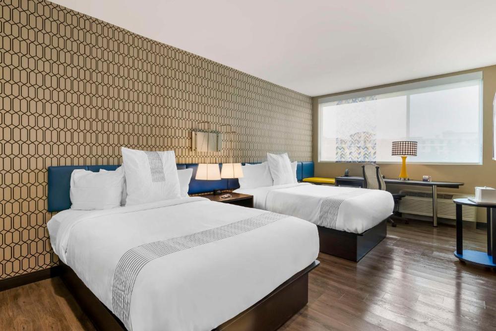 Queen Room with Two Queen Beds interior